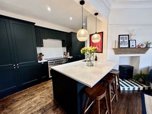 Photo 9- click for photo gallery